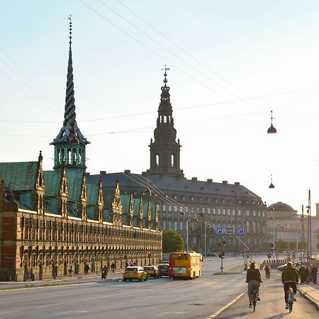 Open&light Apartment in the heart of Kopenhagen Buitenkant foto