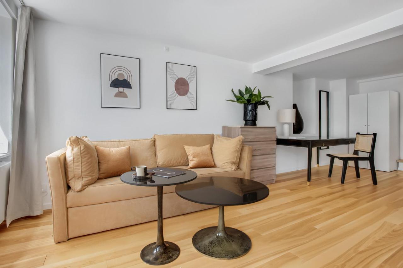 Open&light Apartment in the heart of Kopenhagen Buitenkant foto